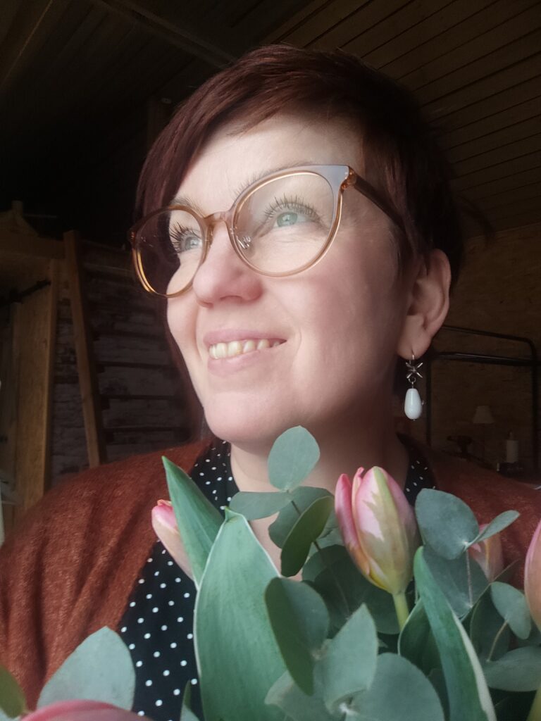 terapiapalvelut_hyvinvointipalvelut_seksuaaliterapia_Gua sha hieronta_intialainen päähieronta_päähieronta_akupunktio_synnytyspelko_seksuaaliterapia pariskunnalle_kätilö_kätilön palvelut_terapiapalvelut hyvinkäällä