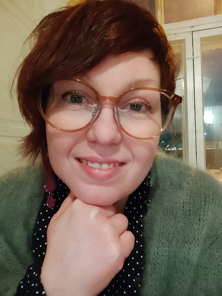 terapiapalvelut_hyvinvointipalvelut_seksuaaliterapeutti_Gua sha hieronta_intialainen päähieronta_päähieronta_akupunktio_synnytyspelko_seksuaaliterapia pariskunnalle_kätilö_kätilön palvelut_terapiapalveluja hyvinkäällä